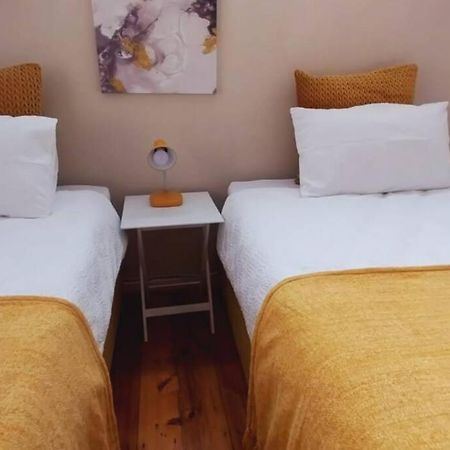 Spacious 1 Bedroom, Self Catering Apartment In Glenwood, Durban Eksteriør billede