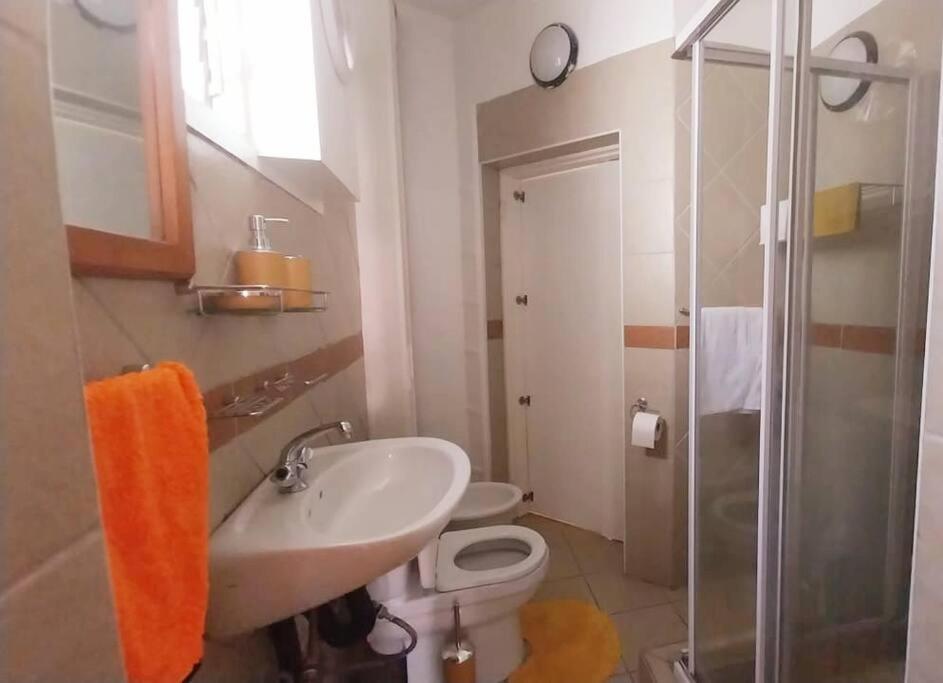 Spacious 1 Bedroom, Self Catering Apartment In Glenwood, Durban Eksteriør billede